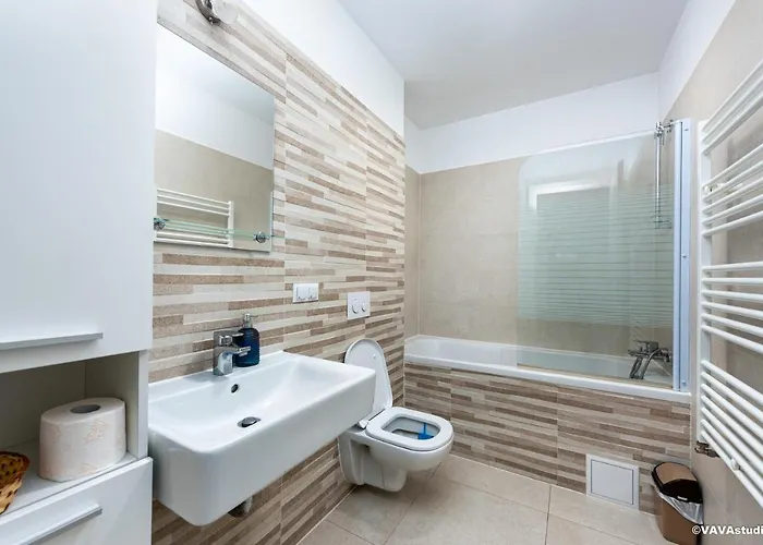 Apartment Mini Palais *